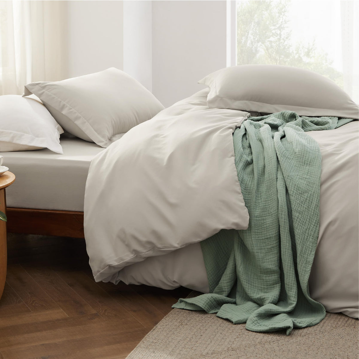 Bedsure bedroom setup in queen size creates a calm, cohesive space.