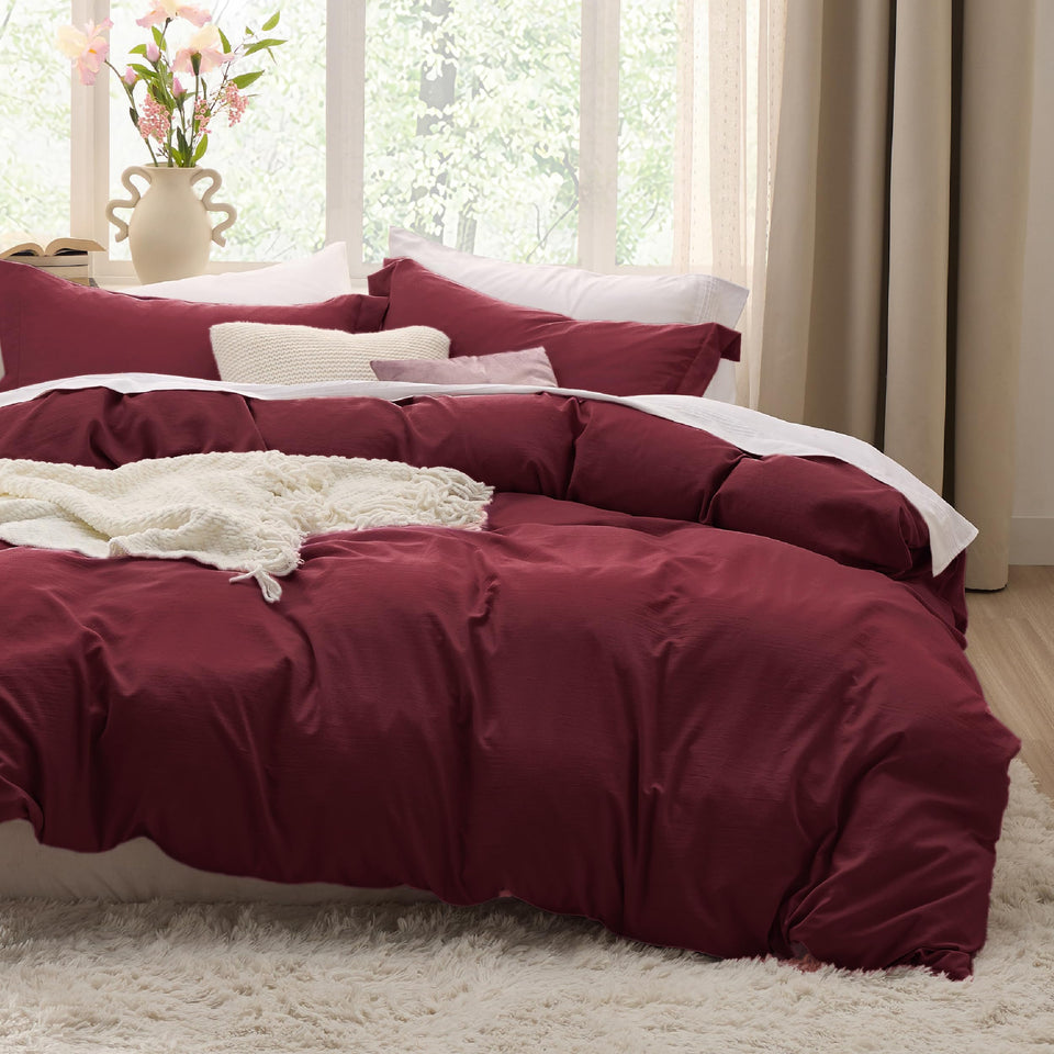 Bedsure Burgundy duvet cover in queen size 90x90 showing rich color and softness