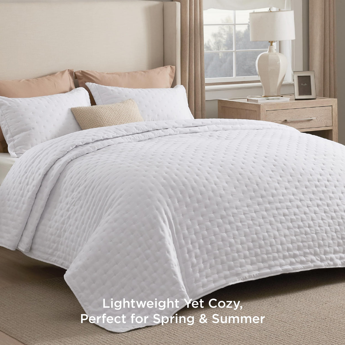Bedsure California King Quilt showcases a clover pattern for modern bedroom style