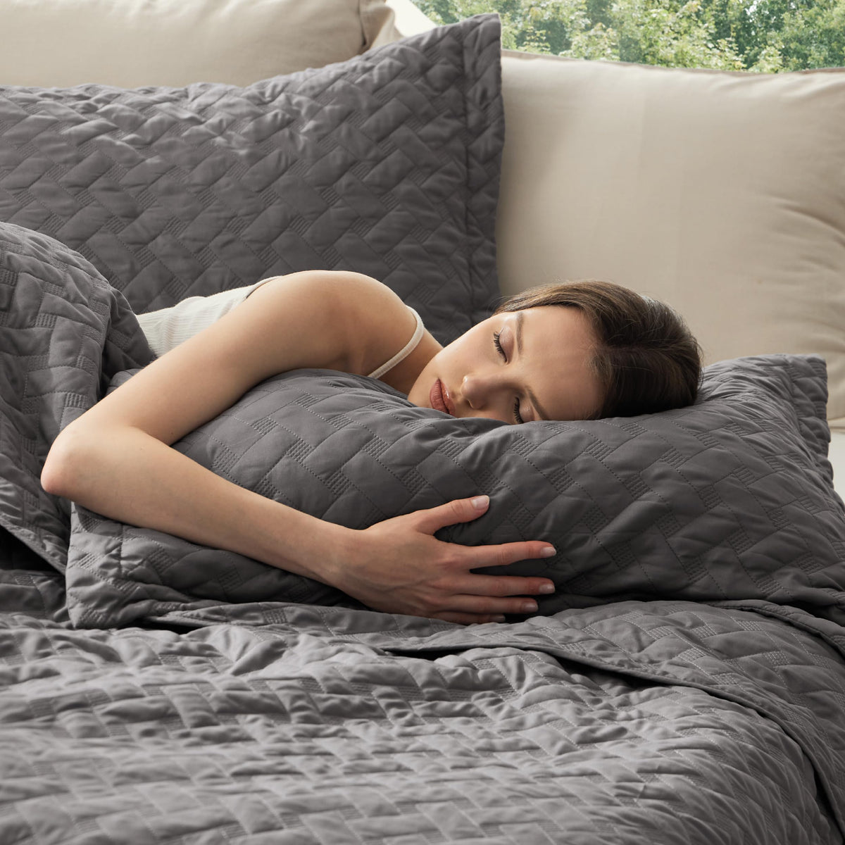 Bedsure grey quilt close-up stitching shows durable construction and soft brushed fabric.