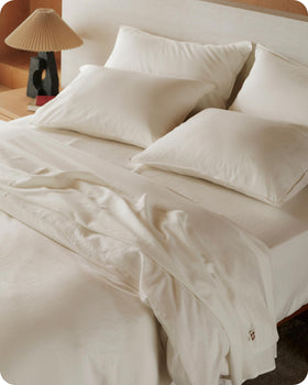 Bedsure care-ready fabrics are machine washable and durable over time.