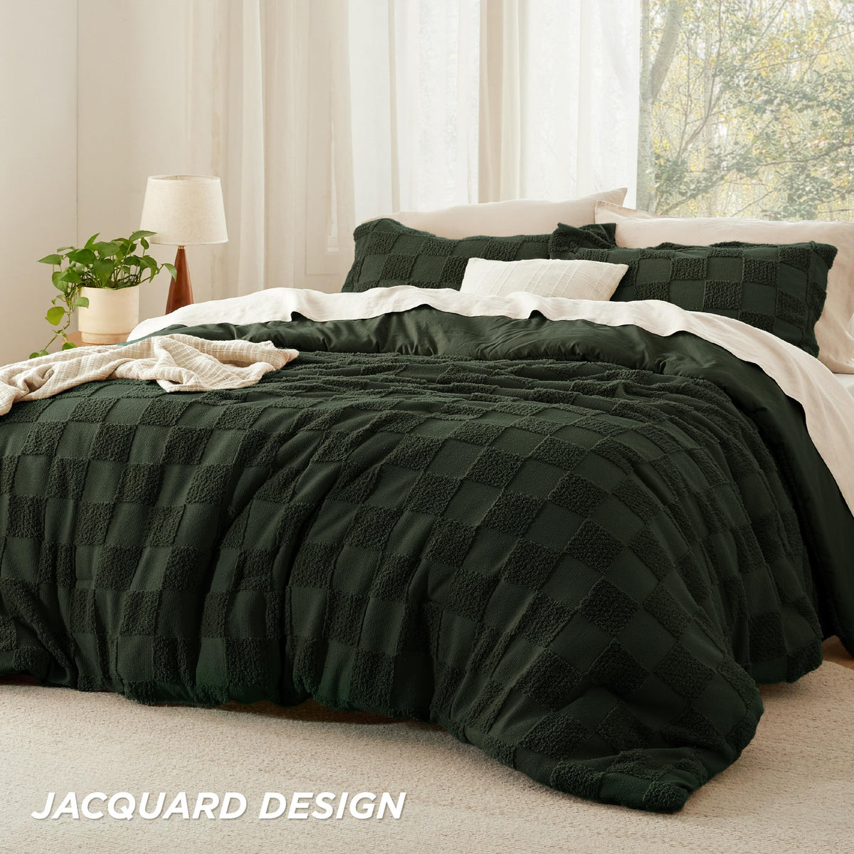 Bedsure checkered farmhouse design adds vintage charm to bedding.