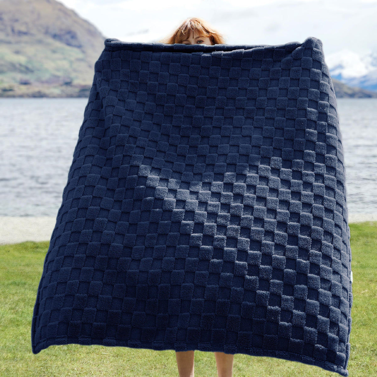 Bedsure checkered fleece texture blanket adds modern flair to living spaces (checkered-fleece-texture-blanket).