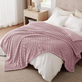 Bedsure colorfast dyeing preserves pink vibrancy after washes.