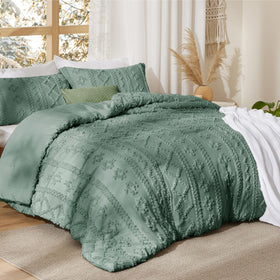 Bedsure comforter embroidery closeup highlights 3D tufted detail you can feel.