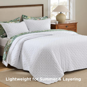 Bedsure coverlet with embossed pattern adds modern texture to any bedroom.