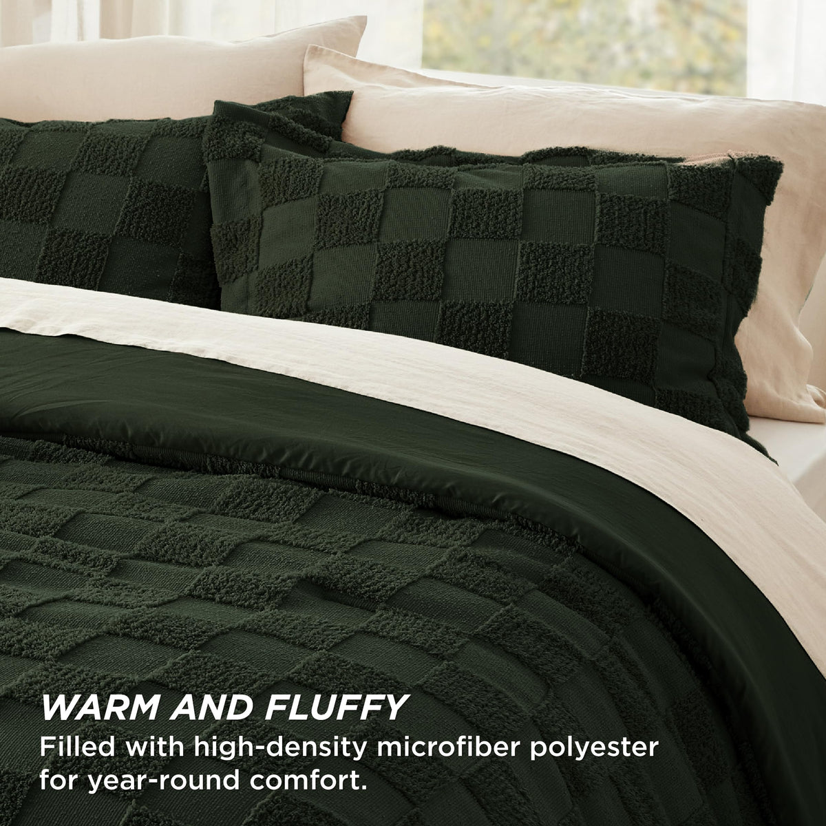 Bedsure jacquard checkered design adds subtle texture and vintage charm to your bed.