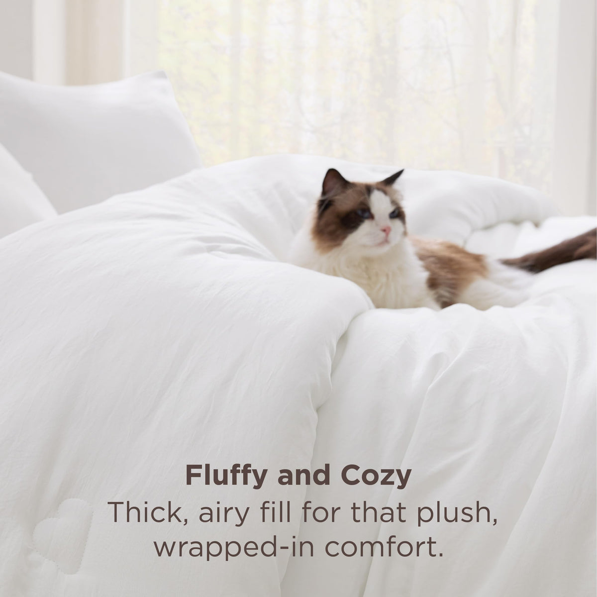 bedsure down-alternative comforter white close-up fiber texture for cozy warmth