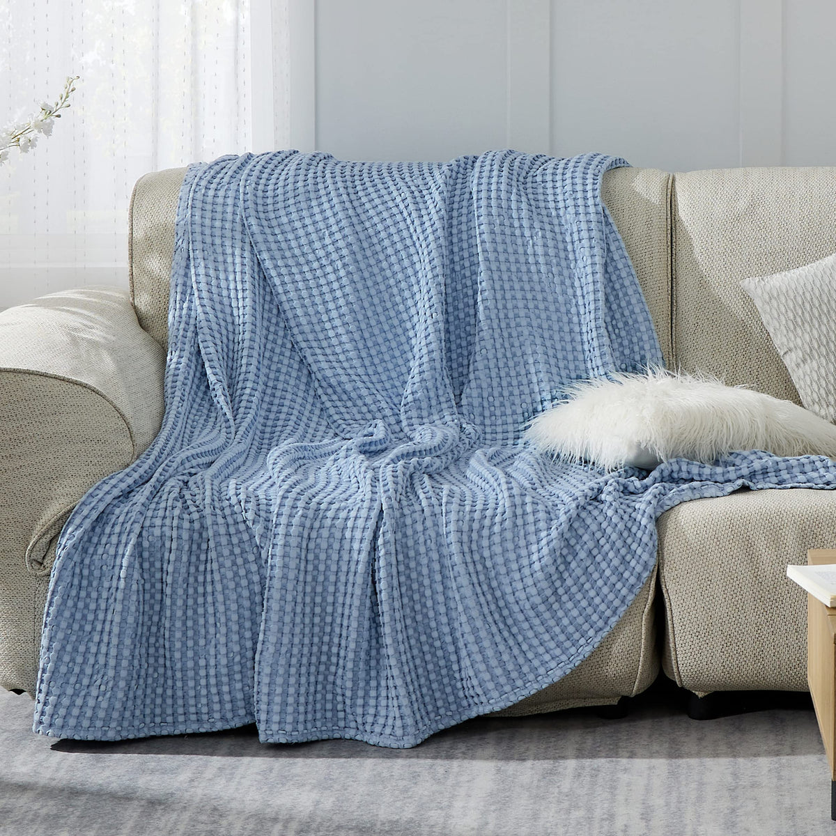 Bedsure reinforced seams ensure durability and long-lasting use.