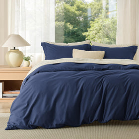 Bedsure king duvet cover navy fabric close-up, showcasing soft breathable microfibers.