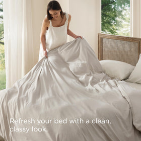 Bedsure king size duvet cover shows durable stitching for long-lasting use.