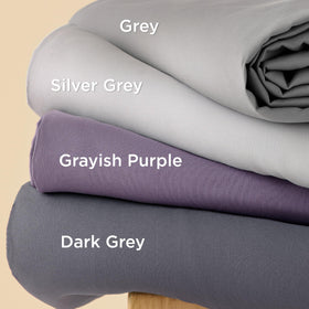 Bedsure cover includes eight corner ties to secure the insert