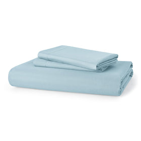 Bedsure lightweight design suits year-round use and travel.