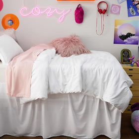 Bedsure duvet cover eight corner ties secure fill and prevent shifting.
