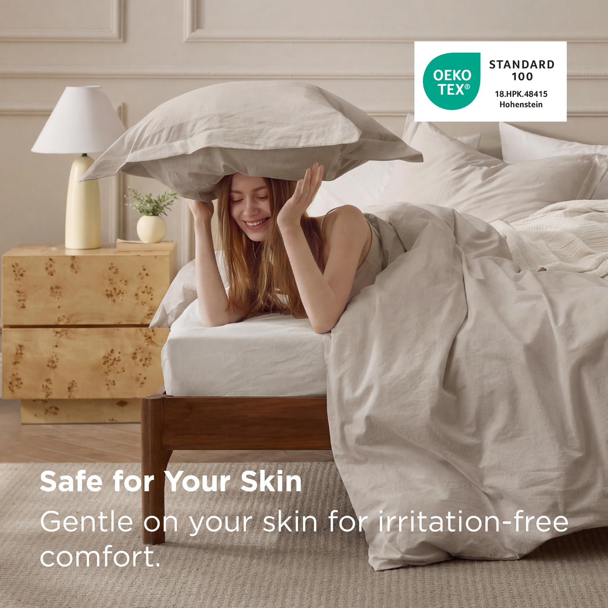 Bedsure duvet cover with zipper closure and corner ties for secure fit.