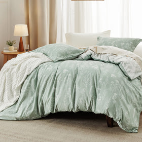 Bedsure floral pattern comforter showcased with botanical styling