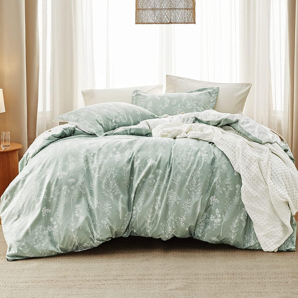 Bedsure full comforter set in sage green floral for a cozy, inviting bed.