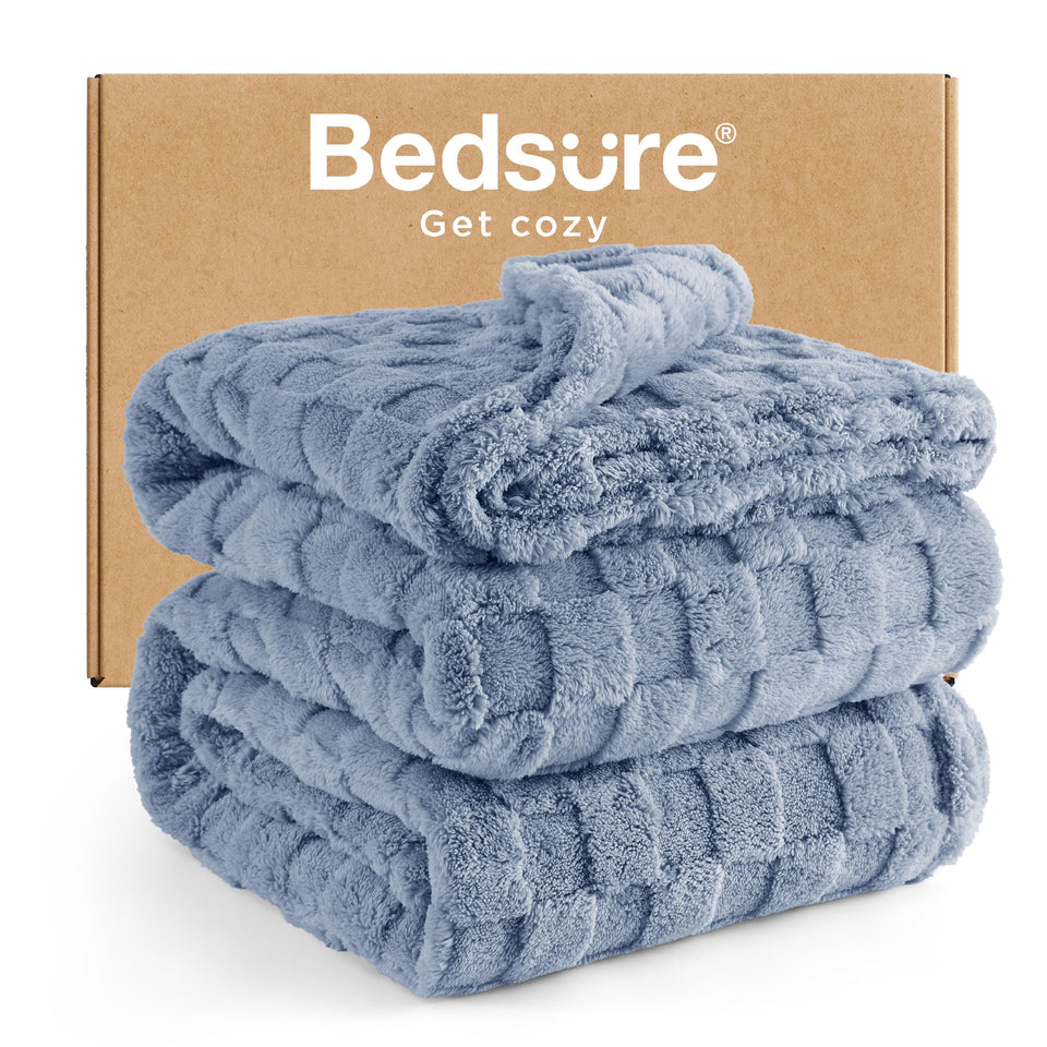 Bedsure GentleSoft Ashley Blue blanket close-up shows plush microfiber softness for cozy evenings