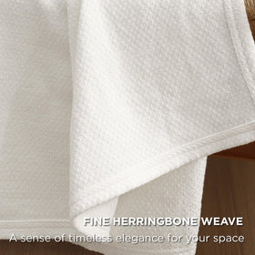 Bedsure GentleSoft breathable-weave demonstrates lightweight warmth