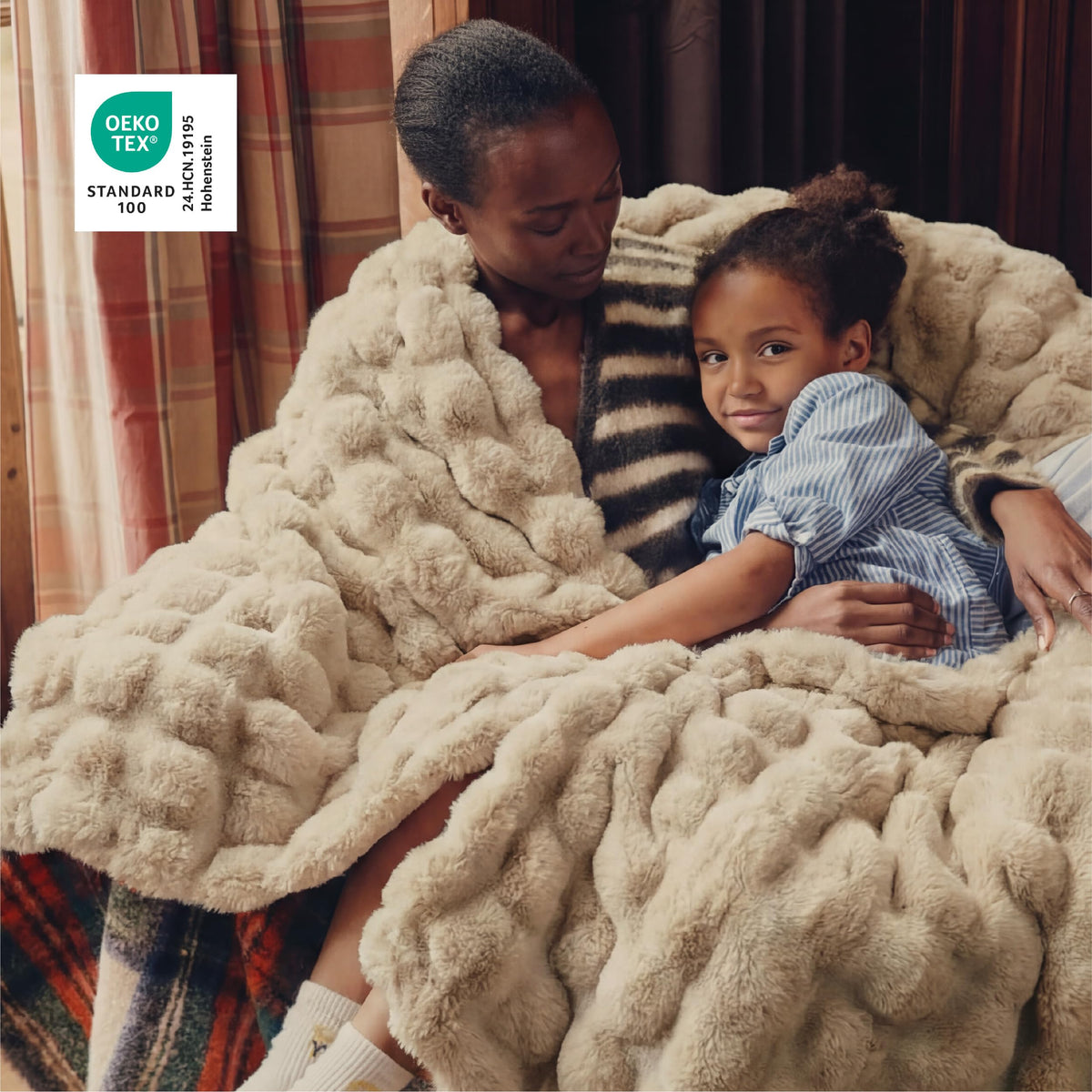 Bedsure GentleSoft back view reveals silky milk velvet for skin-friendly warmth.