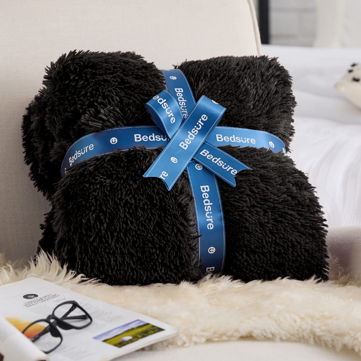 Bedsure GentleSoft care label — machine wash cold, gentle cycle