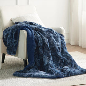 Bedsure blanket on couch enhances decor while staying lightweight.