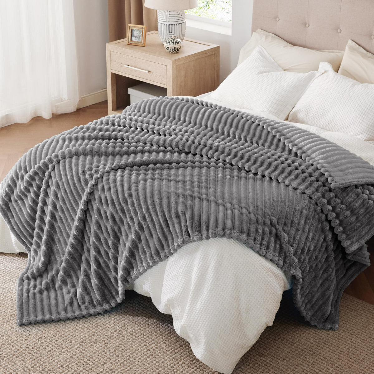Stitching detail on Bedsure GentleSoft Frost Gray blanket highlights durability and long-term comfort.