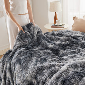 Bedsure GentleSoft care guide: machine-washable in cold water for easy maintenance.