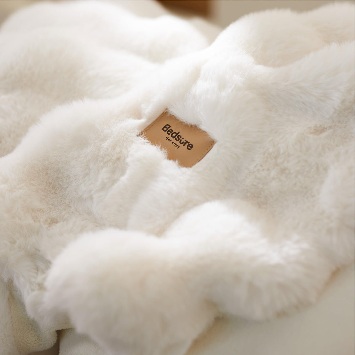 Bedsure GentleSoft gift-ready packaging ideal for gifting.