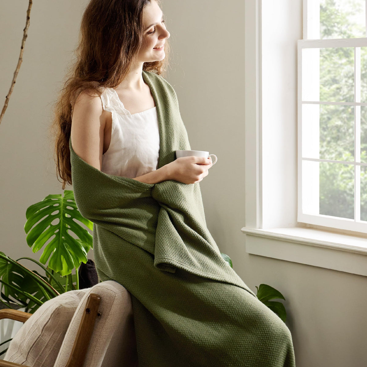 Bedsure GentleSoft giftable packaging makes a thoughtful housewarming present.