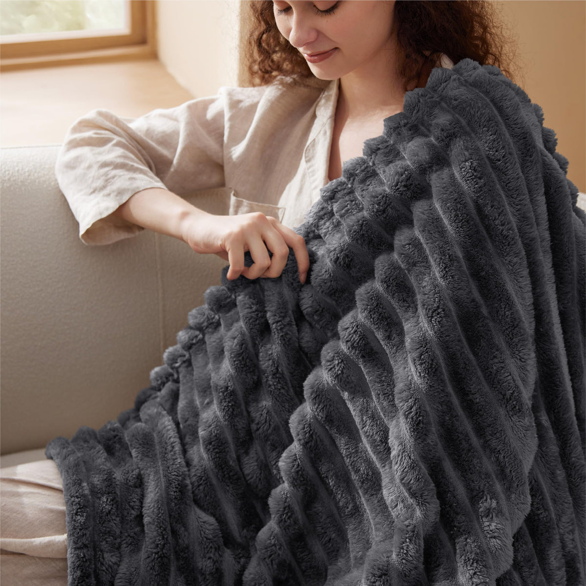 Bedsure GentleSoft fleece offers lightweight warmth for women and teens.