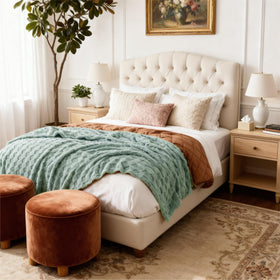 Bedsure GentleSoft durable-stitched edges resist wear over time