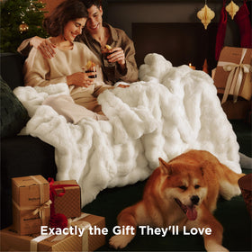 Bedsure GentleSoft machine-washable softness featured for easy care.