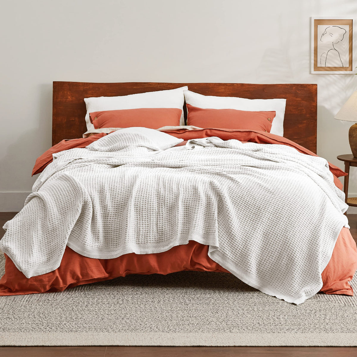 Bedsure Gentlesoft ideal year-round comfort for beds or sofas.
