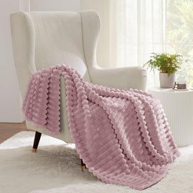 Durable stitching detail on Bedsure GentleSoft fleece blanket ensures long-lasting use