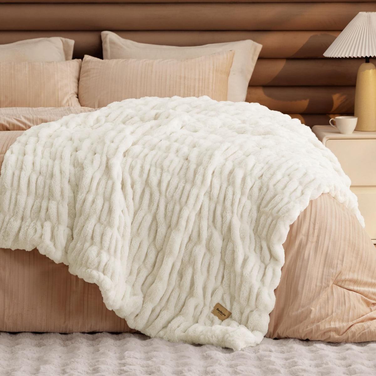 Bedsure Gentlesoft ruched texture for chic lounge decor