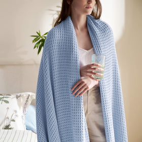 Close-up of Bedsure Gentlesoft waffle weave texture for style and breathability