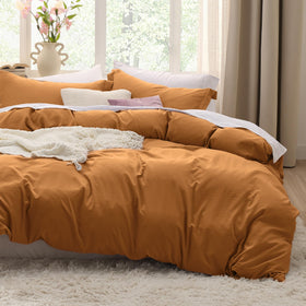 Bedsure Gold duvet cover king 104x90 with zipper closure for easy bed changes.