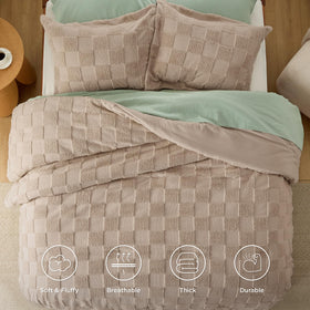 Bedsure Khaki Queen Pillow Shams Pair completes the coordinated plush look.