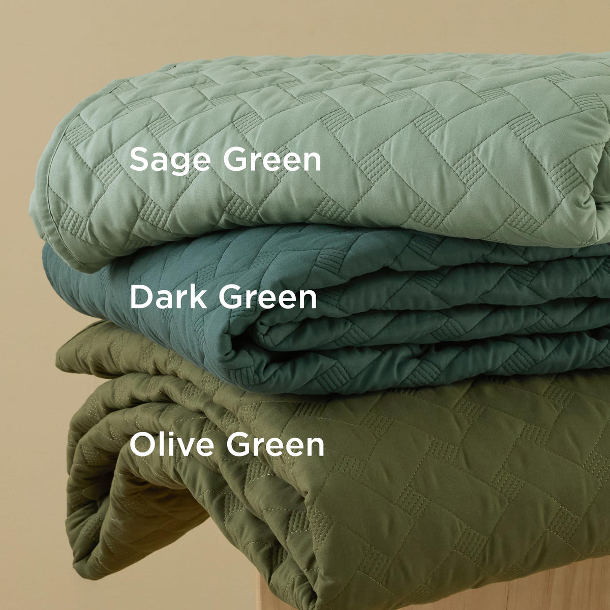 Bedsure king quilt with premium polyester fill offers lightweight warmth.