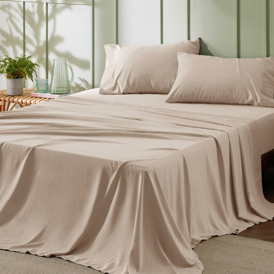 Bedsure king flat sheet 108x102 for luxurious all-season comfort