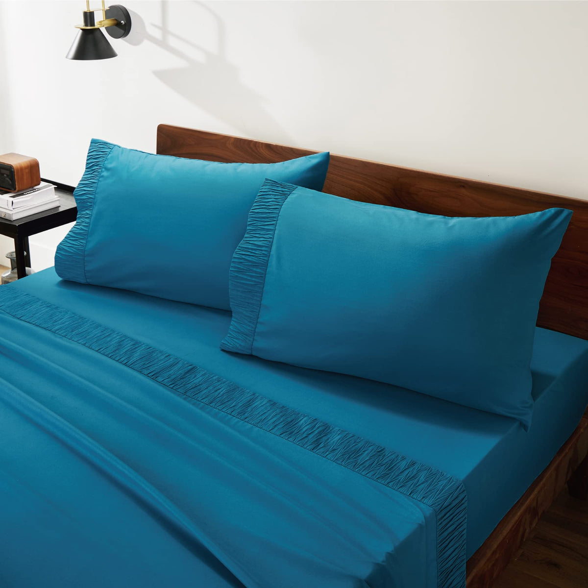 Bedsure machine-washable king sheets designed for easy care and daily use.