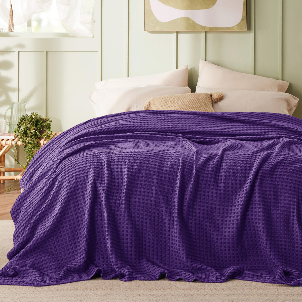 Bedsure king-size blanket with gift-ready packaging—great for gifting in all seasons.