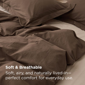 Bedsure lightweight fabric provides all-season breathable comfort.
