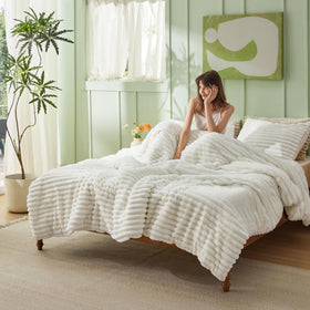 Bedsure machine-washable care makes upkeep quick and easy.