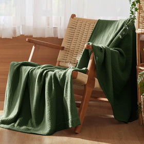 Bedsure dorm room friendly blanket styled for cozy summers and lightweight bedding.