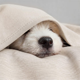 Bedsure cooling fabric close-up shows Arc-Chill texture and breathability.