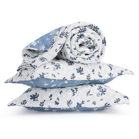 Bedsure queen set includes one quilt and two pillow shams for instant styling.