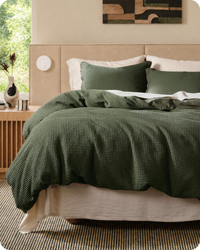 Bedsure olive green waffle duvet cover close-up texture for cozy, breathable comfort