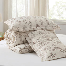 Bedsure queen comforter 90x90; ample coverage for standard beds.